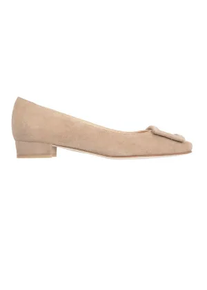 ANN MASHBURN Buckle Shoe in Camel Suede