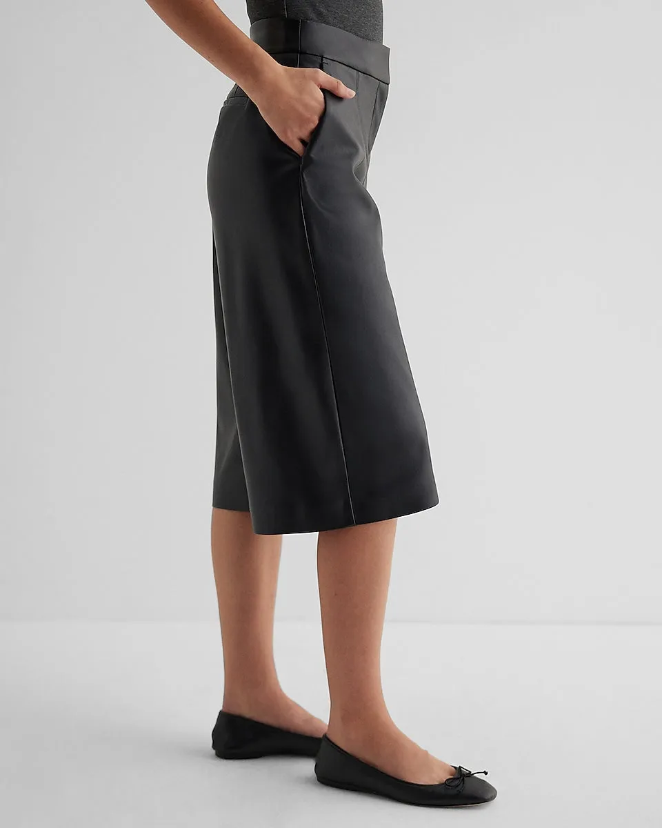 Editor High Waisted Faux Leather Seamed Gaucho Pant in Pitch Black