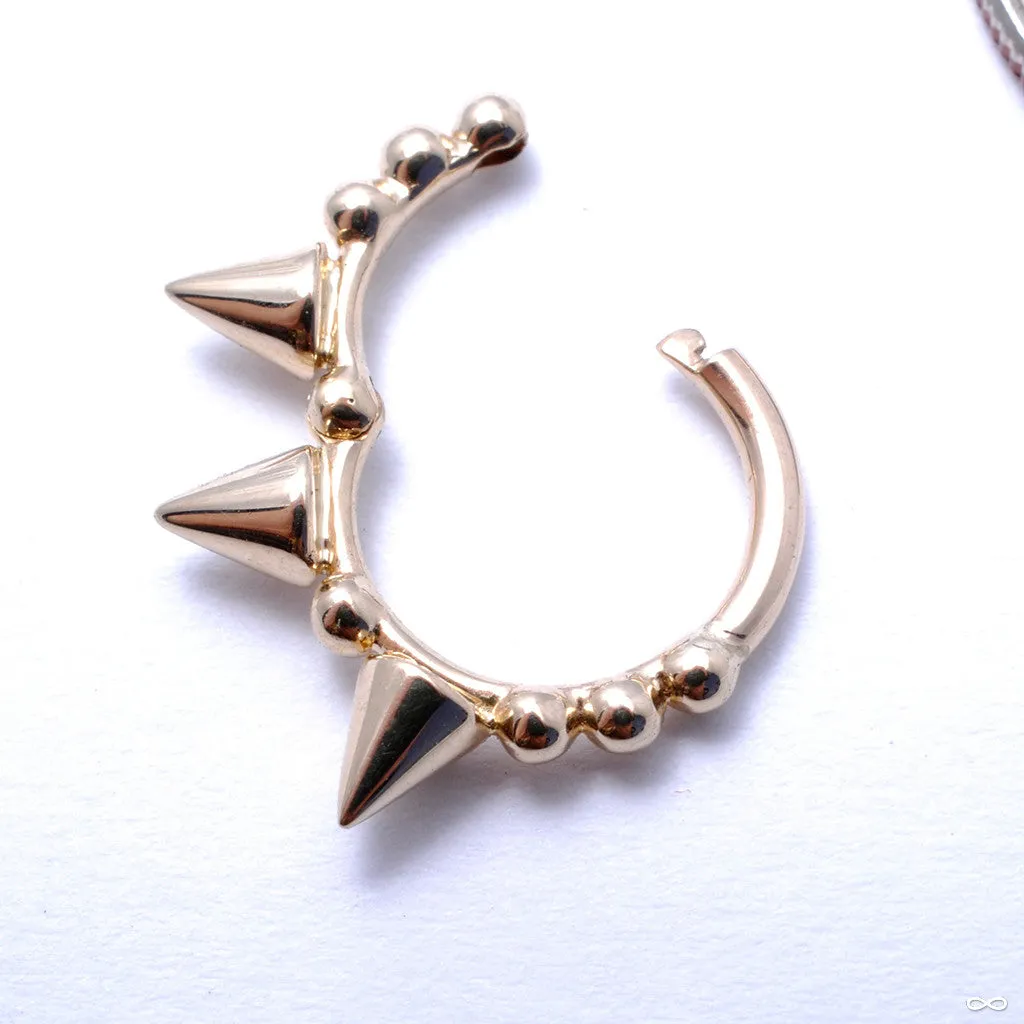Granulated Triple Spike Clicker in Gold from Venus by Maria Tash