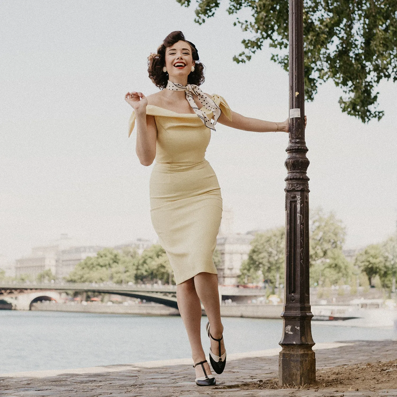 Parisienne (Black/Ivory)