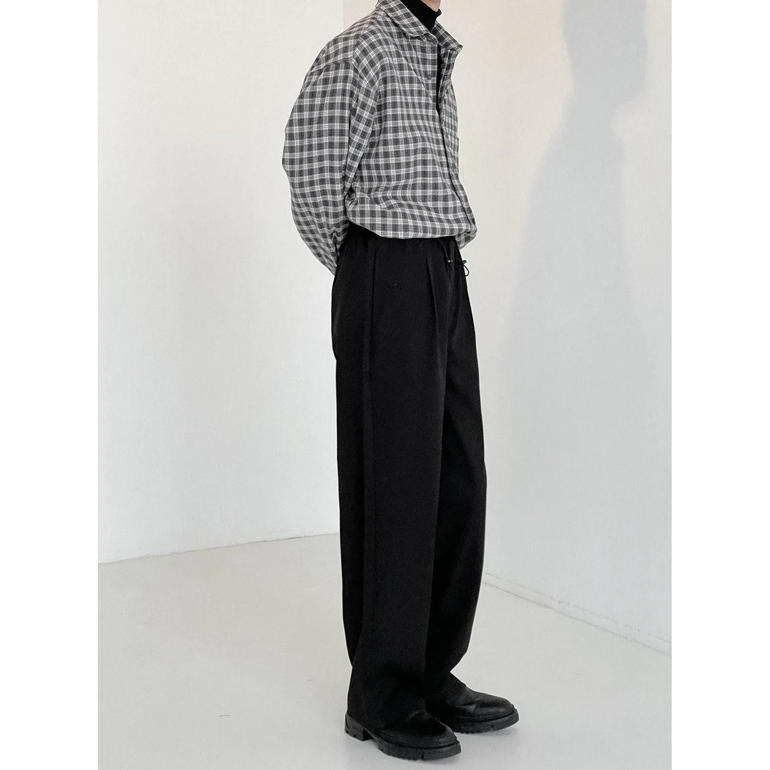 Zhou DrawstringTextured Trousers